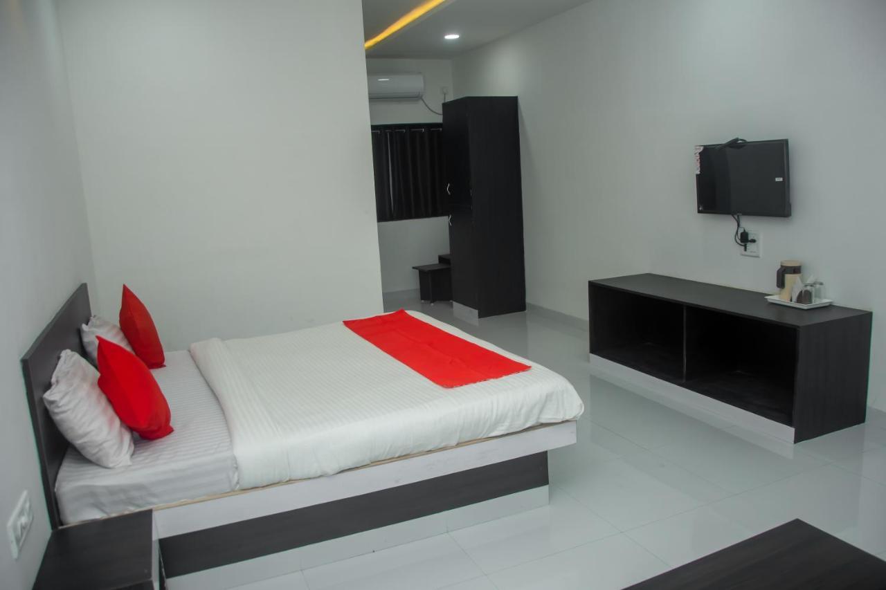 Hotel Deendayal Korba Kültér fotó